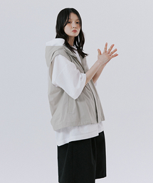 MALEN（マレン）の「ユニセックスフードベストグレー（ベスト）」