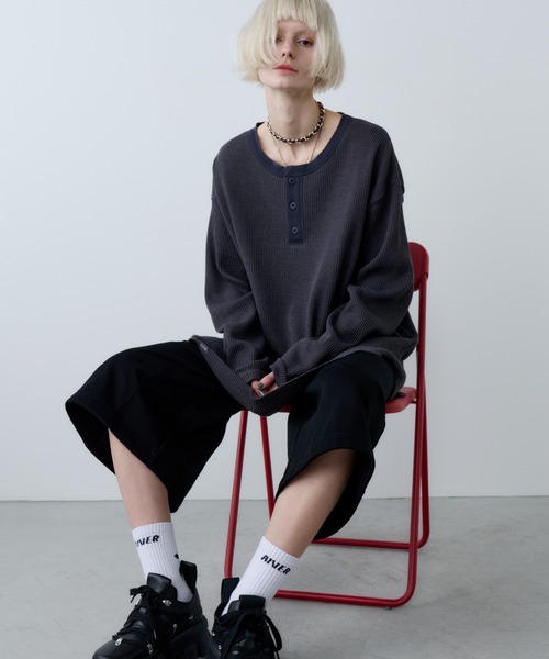 AIVER(アイバー)の「AIVER ヘビーワッフルモンスターL/S TEE(Tシャツ/カットソー・メンズ・チャコールグレー/ブラック・FREE)」の1枚目の写真