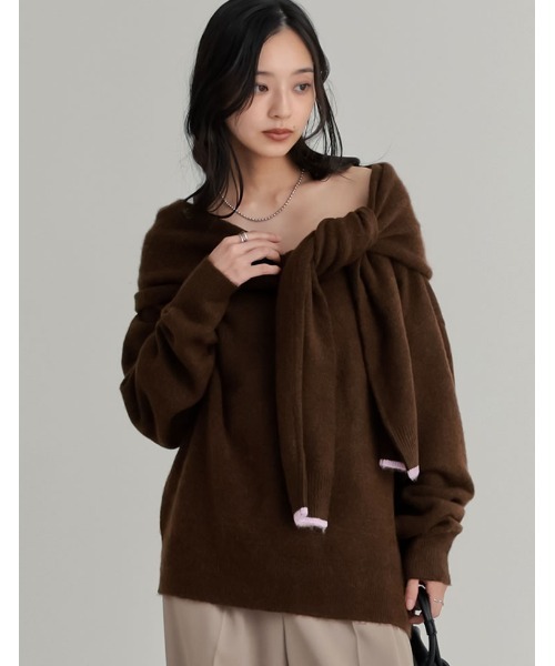 Re:EDIT(リエディ)の「モヘアタッチ肩掛けレイヤード風ワンショルダーニットトップス(ニット/セーター・レディース・アイボリー/ブラック/ブラウン/チャコールグレー・MEDIUM/LARGE)」の10枚目の写真