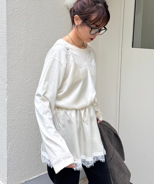 CIAOPANIC TYPY（チャオパニックティピー）の「サテンレースウエストドロストキャミチュニック（チュニック・レディース・ブラック/サックスブルー/オフホワイト・ONE SIZE）」の17枚目の写真