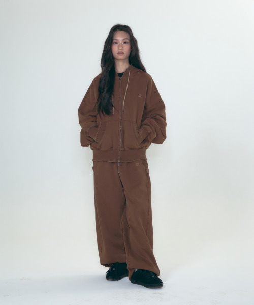 CONY(コール アウト ニューイヤー)の「WASHED RUFFLE HOODIE ZIP-UP / BROWN(パーカー・レディース・その他・OS)」の2枚目の写真