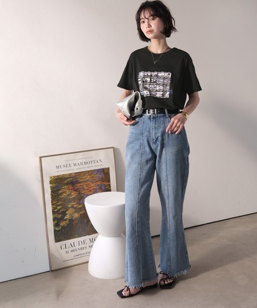 classicalelf(クラシカルエルフ)の「【接触冷感機能付き】ただのTシャツじゃ、終わらない。フィルムネガフォトプリント×ラクガキ刺繍Tシャツ(半袖)(Tシャツ/カットソー・レディース・チャコール/ブラック/オフホワイト・LARGE/MEDIUM/SMALL/X-LARGE)」の18枚目の写真