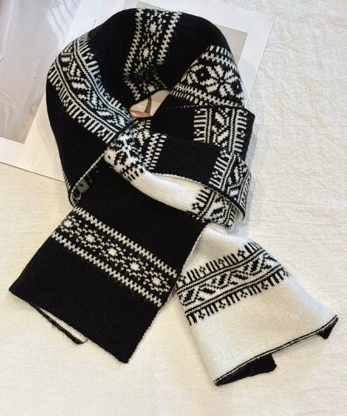 セール】ノルディック柄ニットマフラー 肩掛け秋冬（マフラー