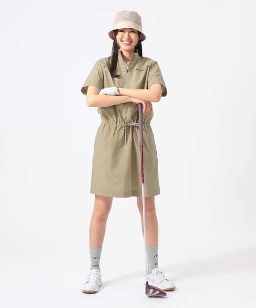 BEAMS GOLF（ビームスゴルフ）の「ORANGE LABEL / ストレッチ ハーフジップ 撥水ワンピース（ワンピース・レディース・ベージュ/ネイビー・MEDIUM/LARGE/SMALL）」の8枚目の写真