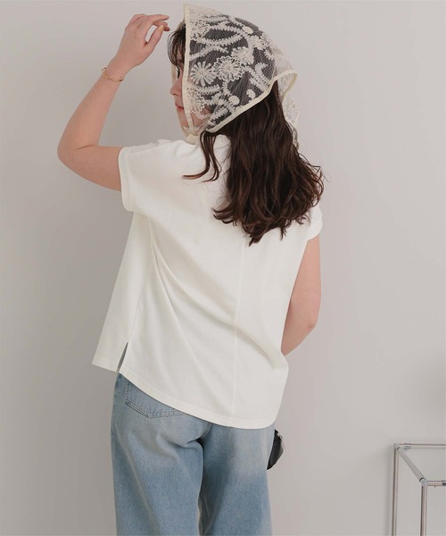 titivate(ティティベイト)の「汗染み防止フォトプリントフレンチスリーブトップス(Tシャツ/カットソー・レディース・ホワイト系その他/ホワイト/グレイッシュベージュ/チャコール/グレー・FREE)」の8枚目の写真