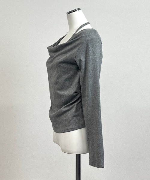 FOLLOWIN(フォロウィン)の「ドレープネック ロングスリーブトップス(Tシャツ/カットソー・レディース・ブラック/ホワイト/グレー・FREE)」の7枚目の写真
