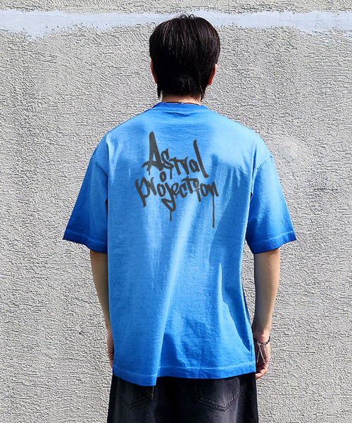 ASTRAL PROJECTION(アストラルプロジェクション)の「ペングラフィティレタリングピグメントルーズフィット半袖Tシャツ_ブルー(Tシャツ/カットソー・メンズ・その他・M/L/XL/XXL)」の6枚目の写真