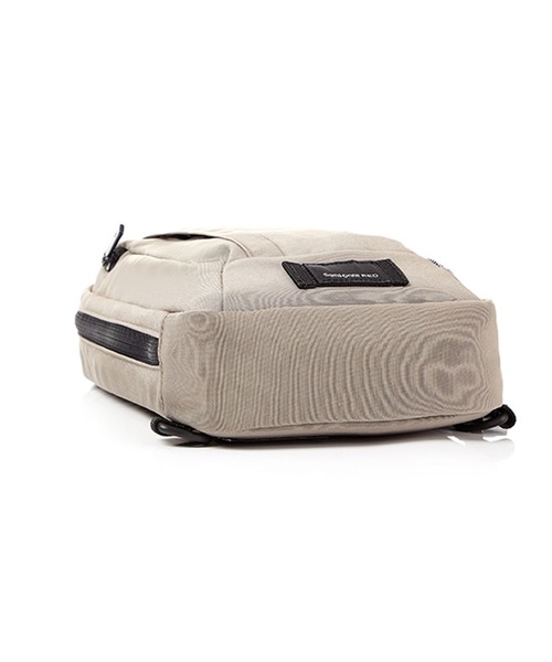Samsonite(サムソナイト)の「サムソナイトレッド MARSTON 3 スリングバッグ(ボディバッグ/ウエストポーチ・メンズ・ブラウン/ブラック・ONE SIZE)」の16枚目の写真