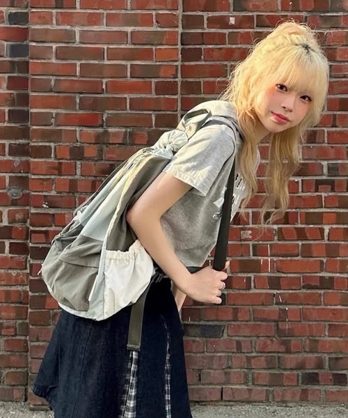 MASMARULEZ（マスマルールズ）の「[INT] Mixed Easy Draw Backpack _ Mint gray（バックパック/リュック・レディース・その他・FREE）」の5枚目の写真