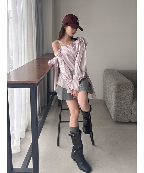 SNIDEL（スナイデル）の「ベルト付きプリーツミニスカート（スカート・レディース・グレー/ネイビー/ベージュ・1/0）」の9枚目の写真