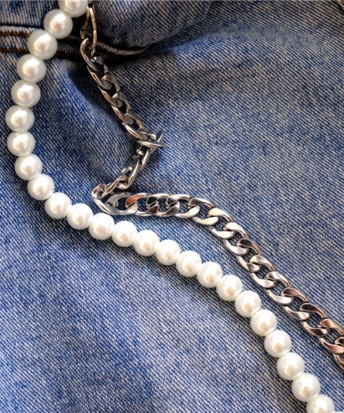 Fun & Daily（ファンアンドデイリー）の「F&D : ハーフパールチェーンネックレス（ネックレス・メンズ・シルバー・FREE）」の5枚目の写真