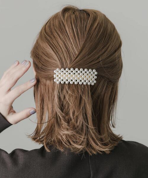 SMELLY（スメリー）の「パールワイドバレッタ（バレッタ/ヘアクリップ・レディース・ホワイト系その他・-）」の3枚目の写真