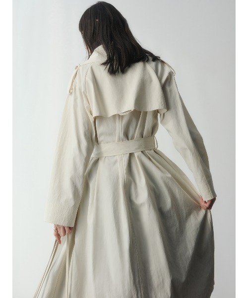 anuans（アニュアンス）の「ボリュームショールカラーコート（トレンチコート・レディース・ベージュ/ホワイト系その他4・F）」の8枚目の写真