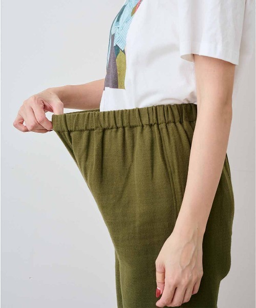 mensha!(メンシャ)の「mensha! ネグリジェ気分のコットン微起毛ヘムフリルワイドパンツ(その他パンツ・レディース・ホワイト/カーキ/ブラック・3L/M/LL/L)」の16枚目の写真