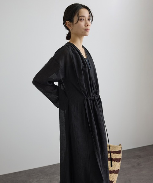 SALON adam et rope'（サロン アダム エ ロペ）の「【WEB限定】サブリエギャザーワンピース（ワンピース・レディース・ブラック/ブラウン・FREE）」の22枚目の写真