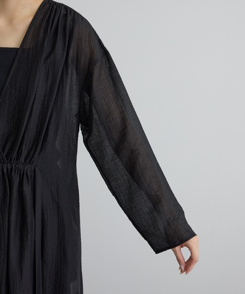 SALON adam et rope'（サロン アダム エ ロペ）の「【WEB限定】サブリエギャザーワンピース（ワンピース・レディース・ブラック/ブラウン・FREE）」の10枚目の写真