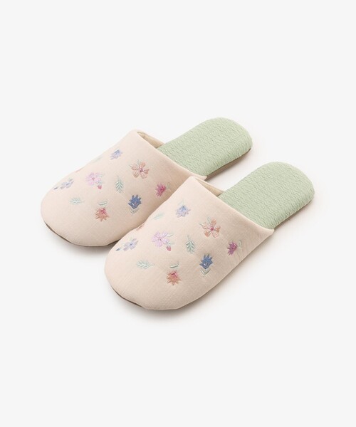 Afternoon Tea(アフタヌーンティー)の「フラワー刺繍ルームシューズ(ルームシューズ/スリッパ・レディース・グリーン・ONE SIZE)」の1枚目の写真