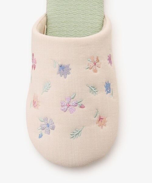 Afternoon Tea(アフタヌーンティー)の「フラワー刺繍ルームシューズ(ルームシューズ/スリッパ・レディース・グリーン・ONE SIZE)」の4枚目の写真