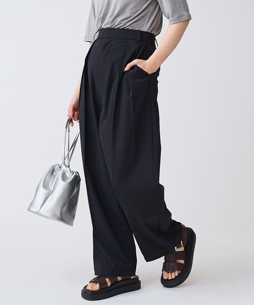 RONEL(ロネル)の「【RONEL】ボーダレス ストレートワイド タックパンツ(スラックス・レディース・ベージュ/ブラック・L/M/S)」の4枚目の写真