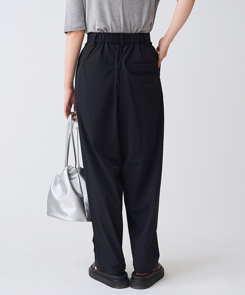 RONEL(ロネル)の「【RONEL】ボーダレス ストレートワイド タックパンツ(スラックス・レディース・ベージュ/ブラック・L/M/S)」の5枚目の写真