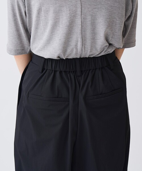 RONEL(ロネル)の「【RONEL】ボーダレス ストレートワイド タックパンツ(スラックス・レディース・ベージュ/ブラック・L/M/S)」の7枚目の写真