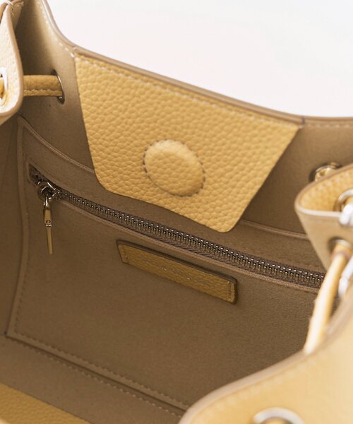 RIVE DROITE（リヴドロワ）の「【収納力抜群】2WAYサイドポケット巾着ショルダー（ショルダーバッグ・レディース・ホワイト/ベージュ/ブラウン・FREE）」の13枚目の写真