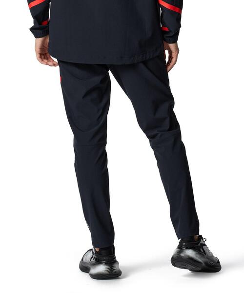 UNDER ARMOUR（アンダーアーマー）の「UAウーブン パンツ（トレーニング/レディース）（その他パンツ・レディース・ブラック・XL/L/M/S）」の2枚目の写真
