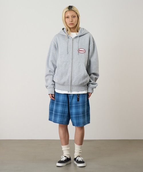 Gramicci（グラミチ）の「OVAL PATCH ZIP HOODED SWEATSHIRT｜オーバルパッチジップフーデッドスウェットシャツ（パーカー・メンズ・ライム/レッド/ヘザーグレー/ブラック・S/M/L/XL/XXL）」の9枚目の写真