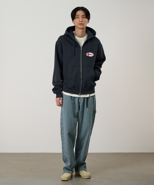 Gramicci（グラミチ）の「OVAL PATCH ZIP HOODED SWEATSHIRT｜オーバルパッチジップフーデッドスウェットシャツ（パーカー・メンズ・ライム/レッド/ヘザーグレー/ブラック・S/M/L/XL/XXL）」の10枚目の写真