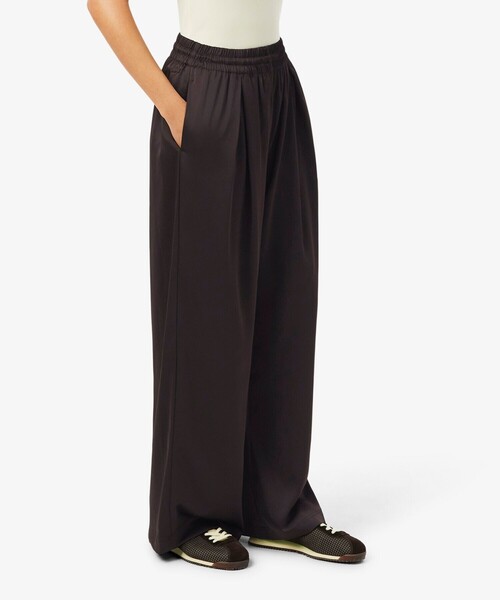 LACOSTE（ラコステ）の「オーバーサイズイージーサテンフレアパンツ（その他パンツ・レディース・ブラック・40/38/36/34）」の2枚目の写真