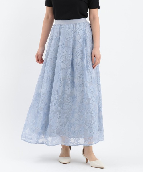 Andemiu（アンデミュウ）の「オパールフラワーフレアスカート639315（スカート・レディース・チャコールグレー/アイボリー/ライトブルー・FREE）」の15枚目の写真