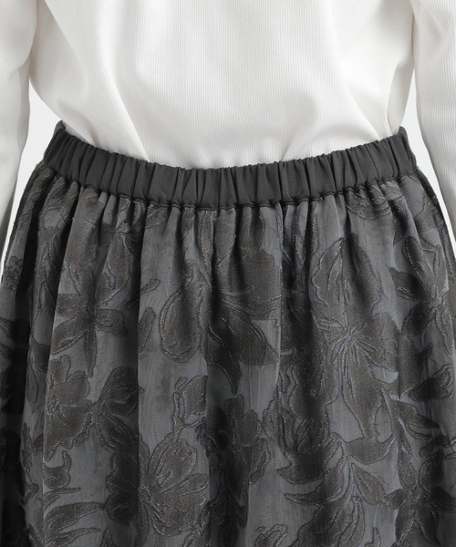 Andemiu（アンデミュウ）の「オパールフラワーフレアスカート639315（スカート・レディース・チャコールグレー/アイボリー/ライトブルー・FREE）」の21枚目の写真