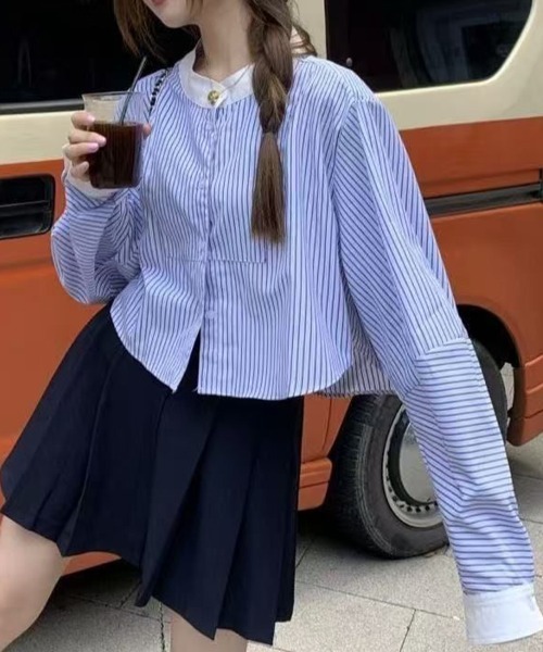 SallyLunn(サリーラン)の「配色カラーストライプ シャツ(シャツ/ブラウス・レディース・ブルー・LARGE/MEDIUM)」の1枚目の写真