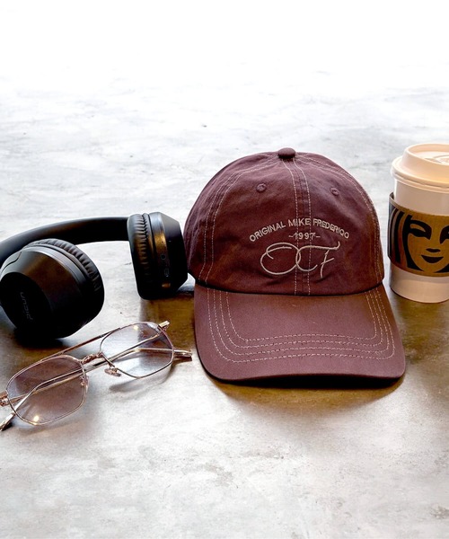 ISOOK(アイスー)の「刺繍ロゴキャップ(comochi select) / 刺繍キャップ ベースボールキャップ ロゴキャップ 古着風 ブラウン(キャップ・レディース・ブラウン・FREE)」の2枚目の写真