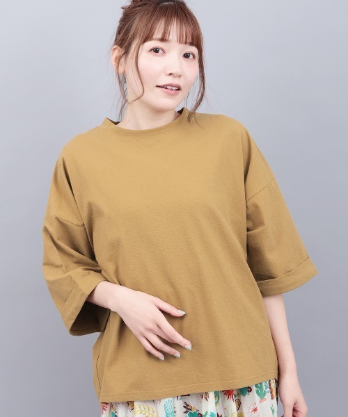 チチカカ(チチカカ)の「バックフレアコンチョ刺繍Tシャツ(Tシャツ/カットソー・レディース・ブラック/ホワイト/ブラウン・FREE)」の2枚目の写真