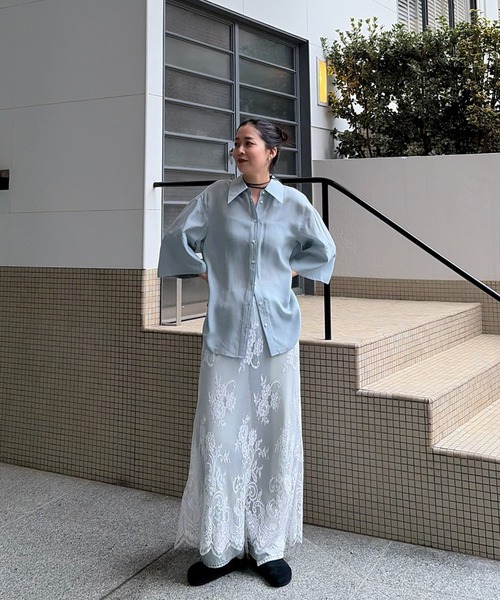 Ameri（アメリ）の「WIDE CUFFS SLEEVE CUPRO BLOUSE（シャツ/ブラウス・レディース・ブラウン/インディゴブルー/アイボリー・FREE）」の9枚目の写真