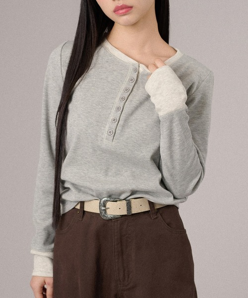 apres jour mignon(アプレジュールミニョン)の「配色ヘンリートップス(Tシャツ/カットソー・レディース・グレー/ピンク/ネイビー/ブラック・X-LARGE/フリー)」の1枚目の写真