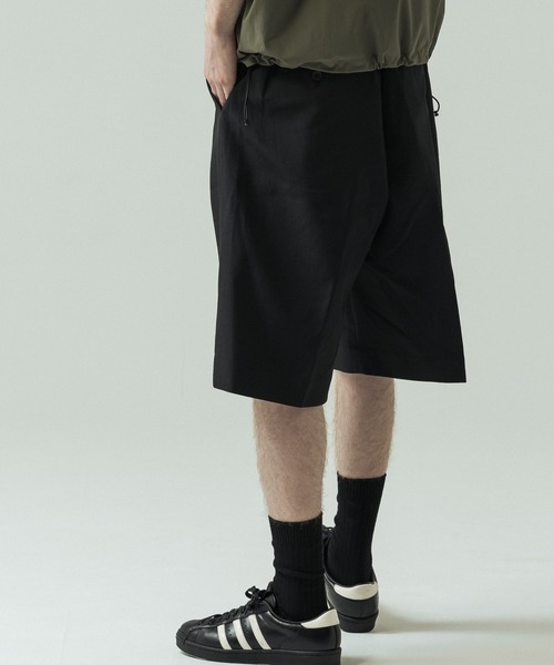 SLICK(スリック)の「【SLICK/スリック】Tech Twill Wide Short Pants/テックツイル ワイドショートパンツ / ハーフパンツ(その他パンツ・メンズ・ブラック/グレー/ベージュ・2/1/3)」の14枚目の写真