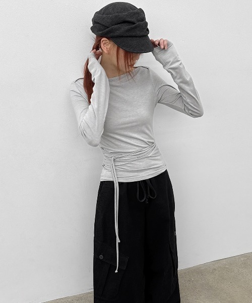 BLACKUP（ブラックアップ）の「[MADE] ラップストラップボートネック長袖Tシャツ（Tシャツ/カットソー・レディース・ライトグレー/ライトピンク/ブラック・FREE）」の6枚目の写真