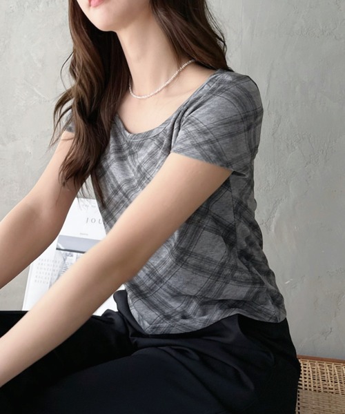 Eclat one(エクラワン)の「【Eclat one】シアー チェック ラウンドネック Tシャツ ◎(Tシャツ/カットソー・レディース・グレー/ブルー/ライトベージュ・FREE)」の6枚目の写真