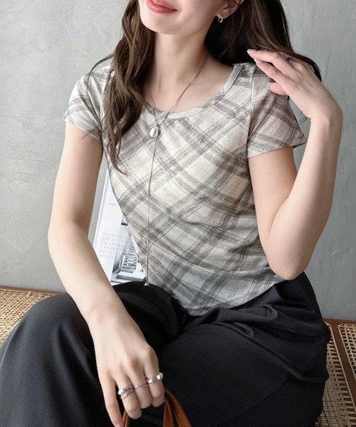 Eclat one(エクラワン)の「【Eclat one】シアー チェック ラウンドネック Tシャツ ◎(Tシャツ/カットソー・レディース・グレー/ブルー/ライトベージュ・FREE)」の11枚目の写真