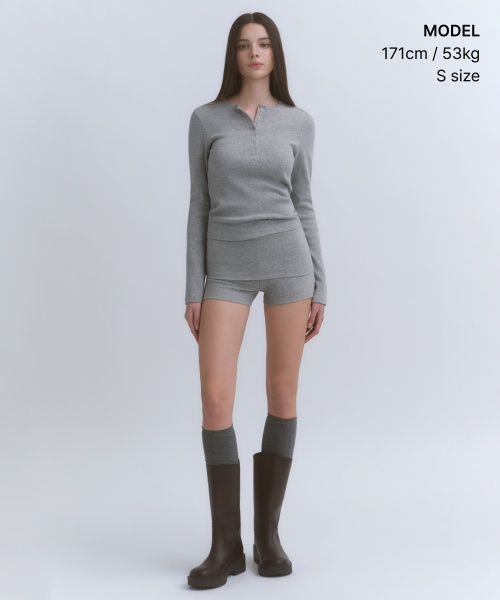MUSINSA STANDARD WOMAN（ムシンサスタンダードウーマン）の「ウィメンズターンダウンマイクロジャージショーツ[ミディアムグレー]（その他パンツ・レディース・その他・SMALL/MEDIUM/LARGE/X-SMALL）」の4枚目の写真