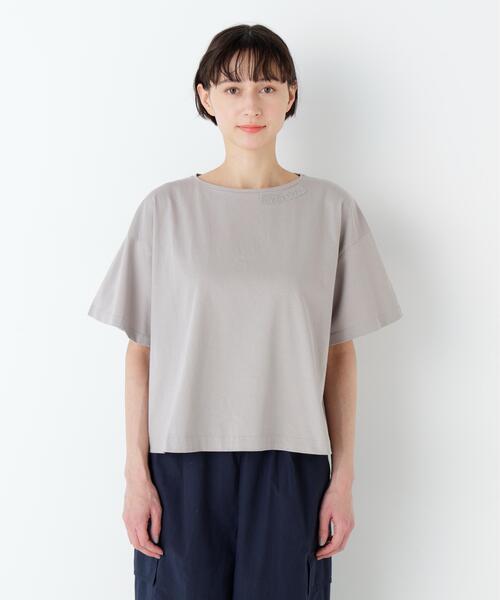 human woman(ヒューマンウーマン)の「◆【ウォッシャブル】刺繍ロゴ入り天竺Tシャツ(Tシャツ/カットソー・レディース・ホワイト/ベージュ系その他2・MEDIUM)」の16枚目の写真