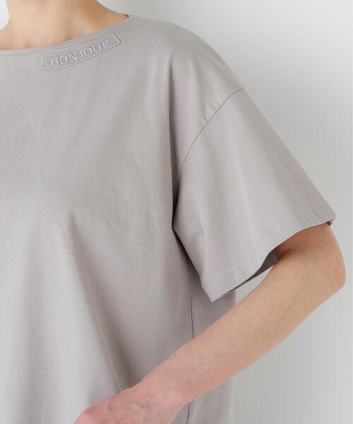 human woman(ヒューマンウーマン)の「◆【ウォッシャブル】刺繍ロゴ入り天竺Tシャツ(Tシャツ/カットソー・レディース・ホワイト/ベージュ系その他2・MEDIUM)」の12枚目の写真