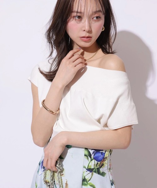 Mystrada(マイストラーダ)の「シンプルゆるニット(ニット/セーター・レディース・グリーン/ピンク/ホワイト/ライトイエロー/ブラック/ブラウン・38)」の9枚目の写真