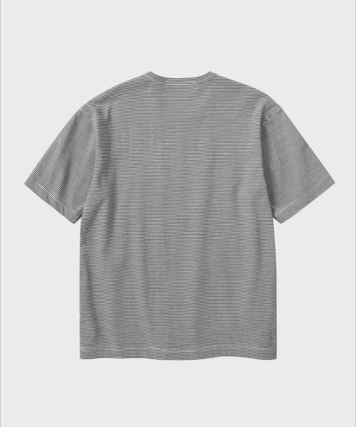 NONBLANK(ノンブランク)の「ピンストライプTシャツ_GREY(Tシャツ/カットソー・メンズ・ライトグレー・MEDIUM/LARGE/X-LARGE)」の2枚目の写真