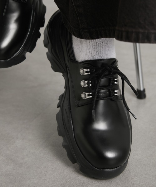 cussil(クシル)の「【cussil/クシル】+5.5cm ボリュームトラックソールレースアップシューズ(スニーカー・メンズ・ブラック・L/M/S)」の18枚目の写真