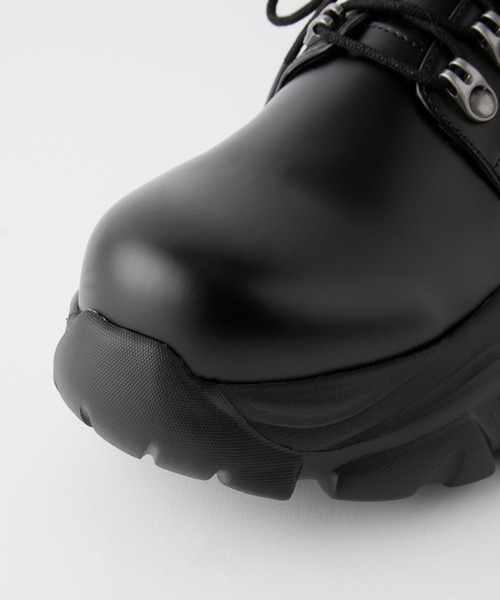 cussil(クシル)の「【cussil/クシル】+5.5cm ボリュームトラックソールレースアップシューズ(スニーカー・メンズ・ブラック・L/M/S)」の11枚目の写真