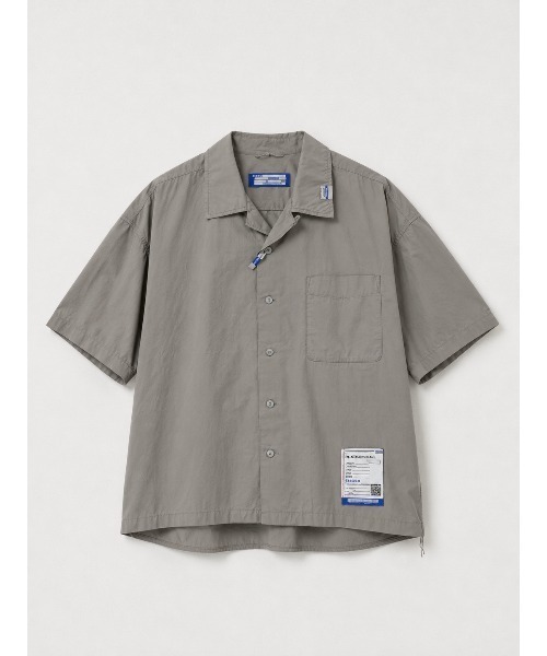 In・stru(men-tal).(インストルメンタル)の「【in・stru(men-tal)./ インストールメンタル】HIGH DENSITY OX SS SHIRTS/Maison MIHARAYASUHIRO/メゾンミハラヤスヒロ(シャツ/ブラウス・メンズ・ホワイト/ブラック/ライトグレー・44/46)」の3枚目の写真