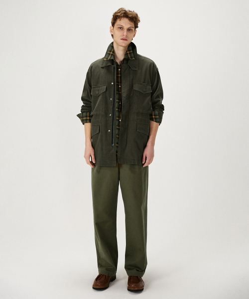 SHIRTER(シャーター)の「COTTON DRILL WIDE CHINO PANTS (OLIVE)(その他パンツ・メンズ・その他・SMALL/LARGE/MEDIUM)」の5枚目の写真